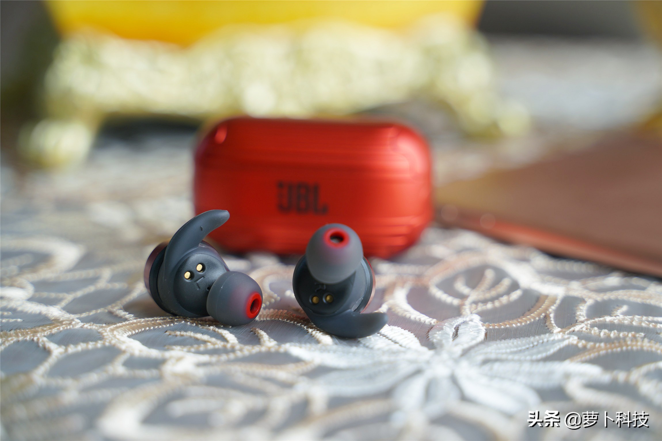 jbl蓝牙耳机t280tws开箱,jblt280twsx评测