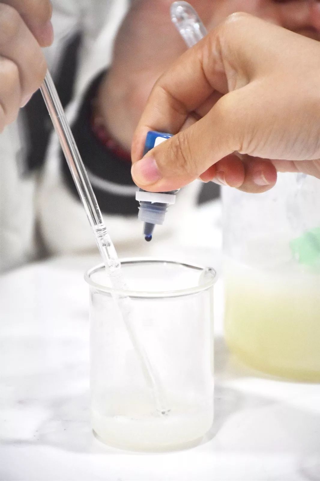 手工diy口红大概需要多久,10秒做口红