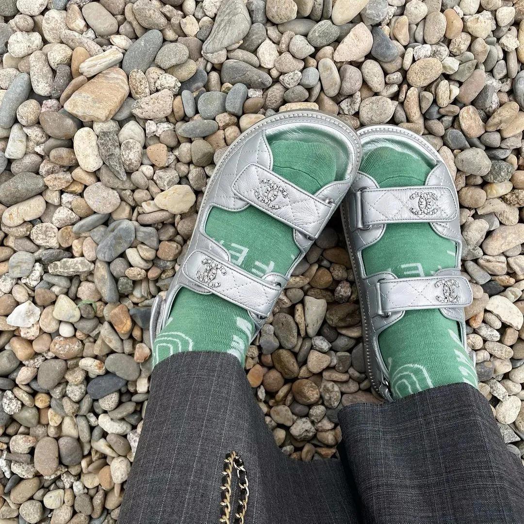 厚底鞋恶心穿搭,厚底丑鞋2022爆款