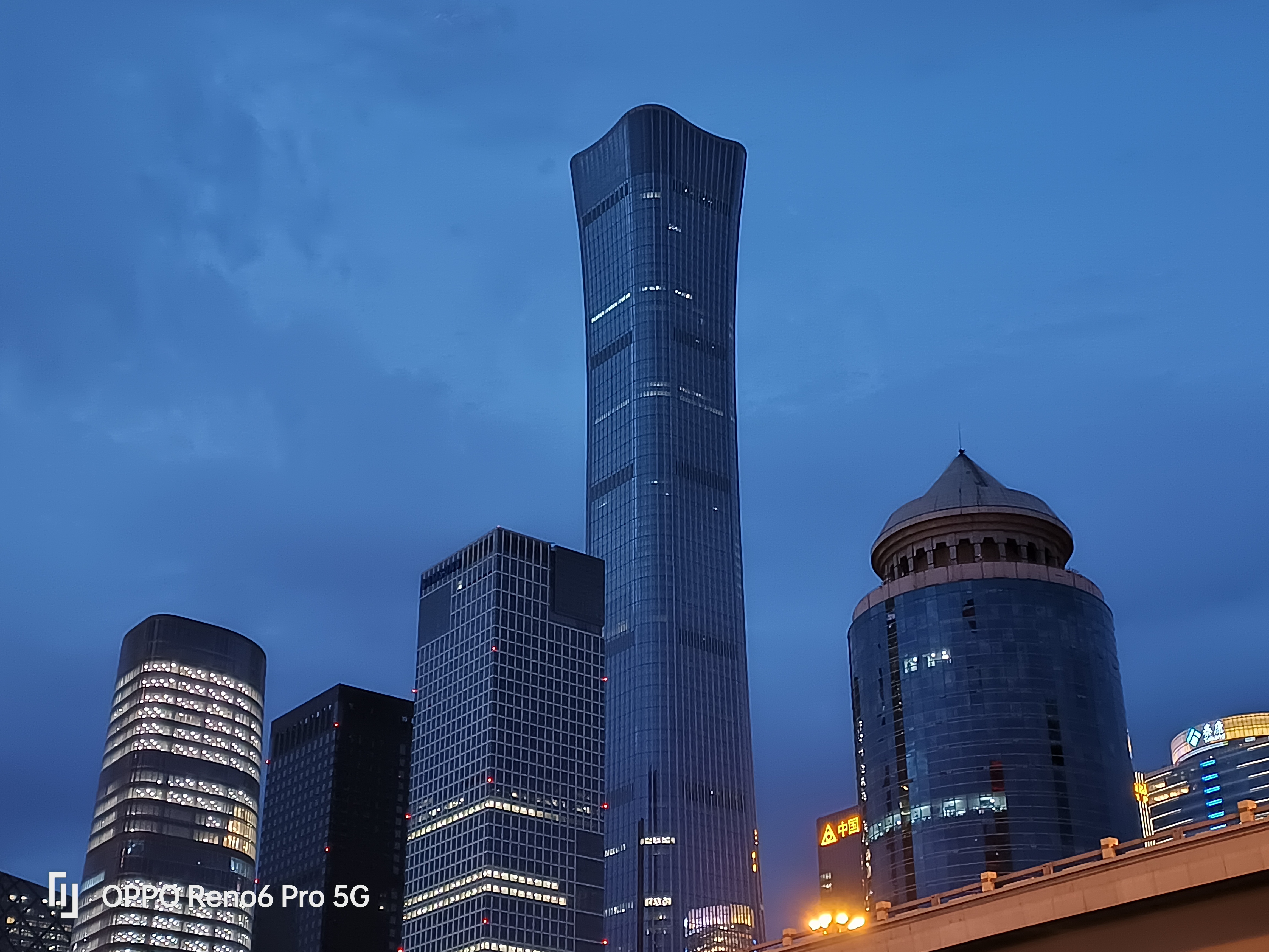 不只是人像好看，Reno6Pro实拍多场景体验，一键出片爽感拉满