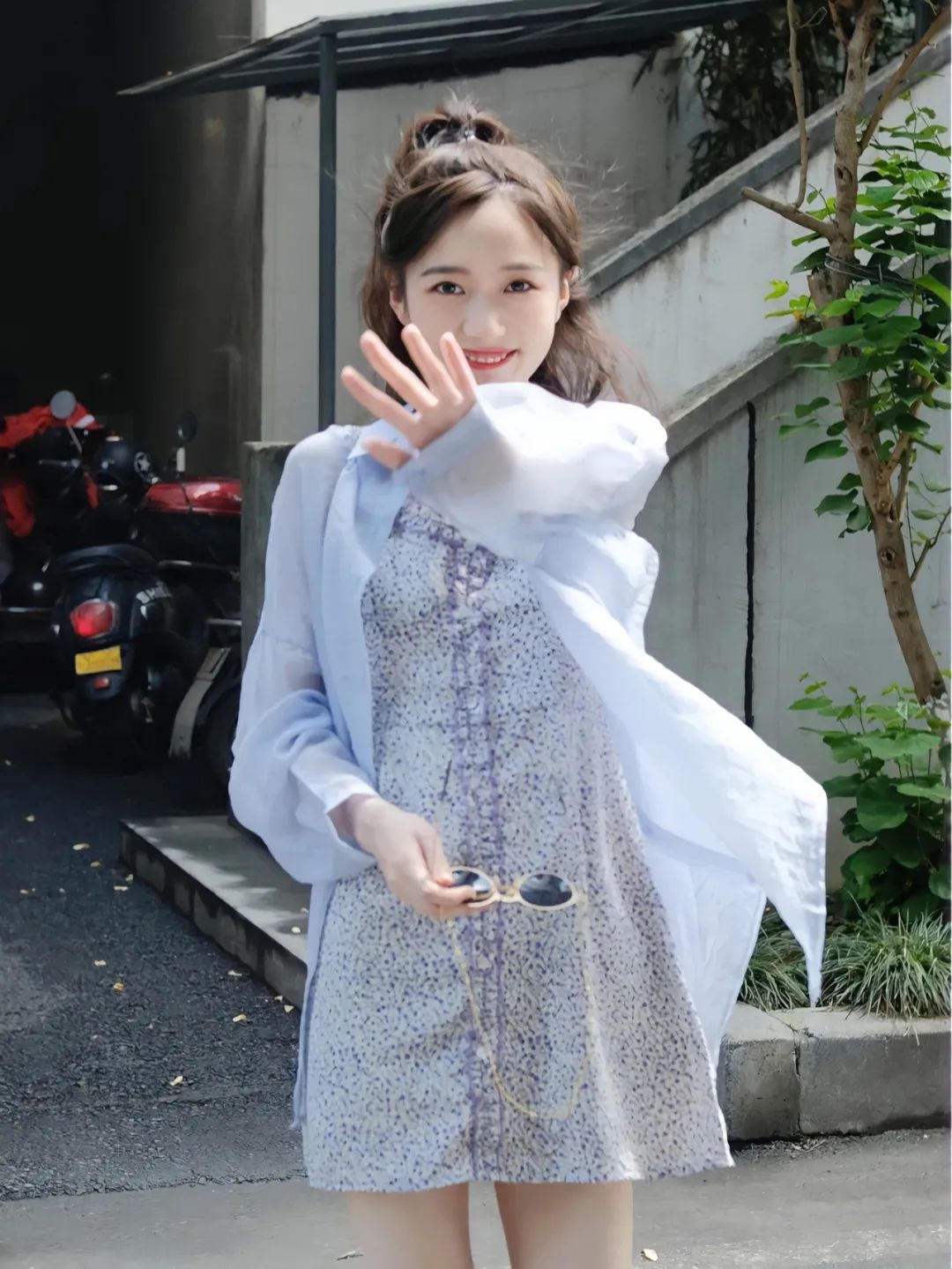 学生党适合在校服里穿的衬衫,适合学生党穿在校服里的衬衫