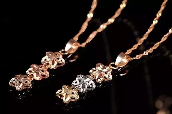 k金饰品氧化变色怎么清洗,k金配金首饰发黑了怎么清洗