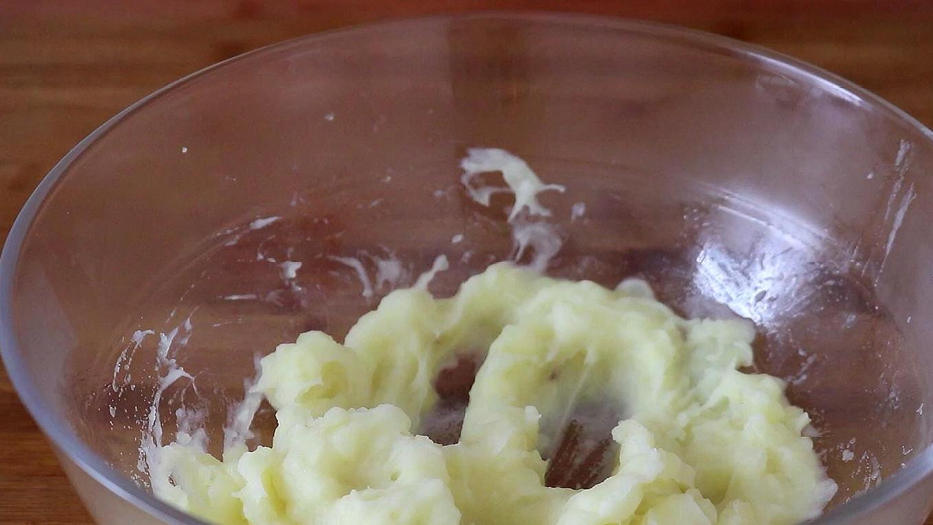 土豆这种做法太好吃了软糯鲜香,这才是土豆最好吃的做法外酥里嫩