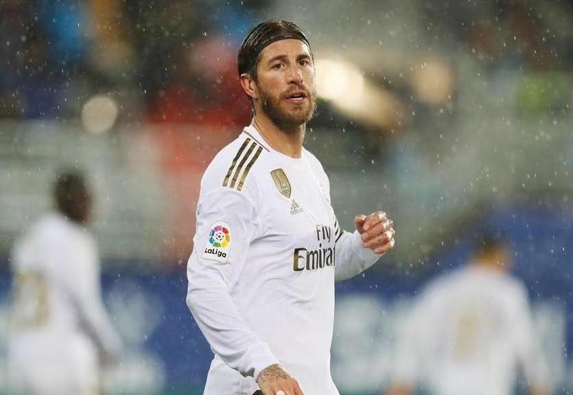 天足20年最佳阵容候选,黄金十年天下足球最佳阵容