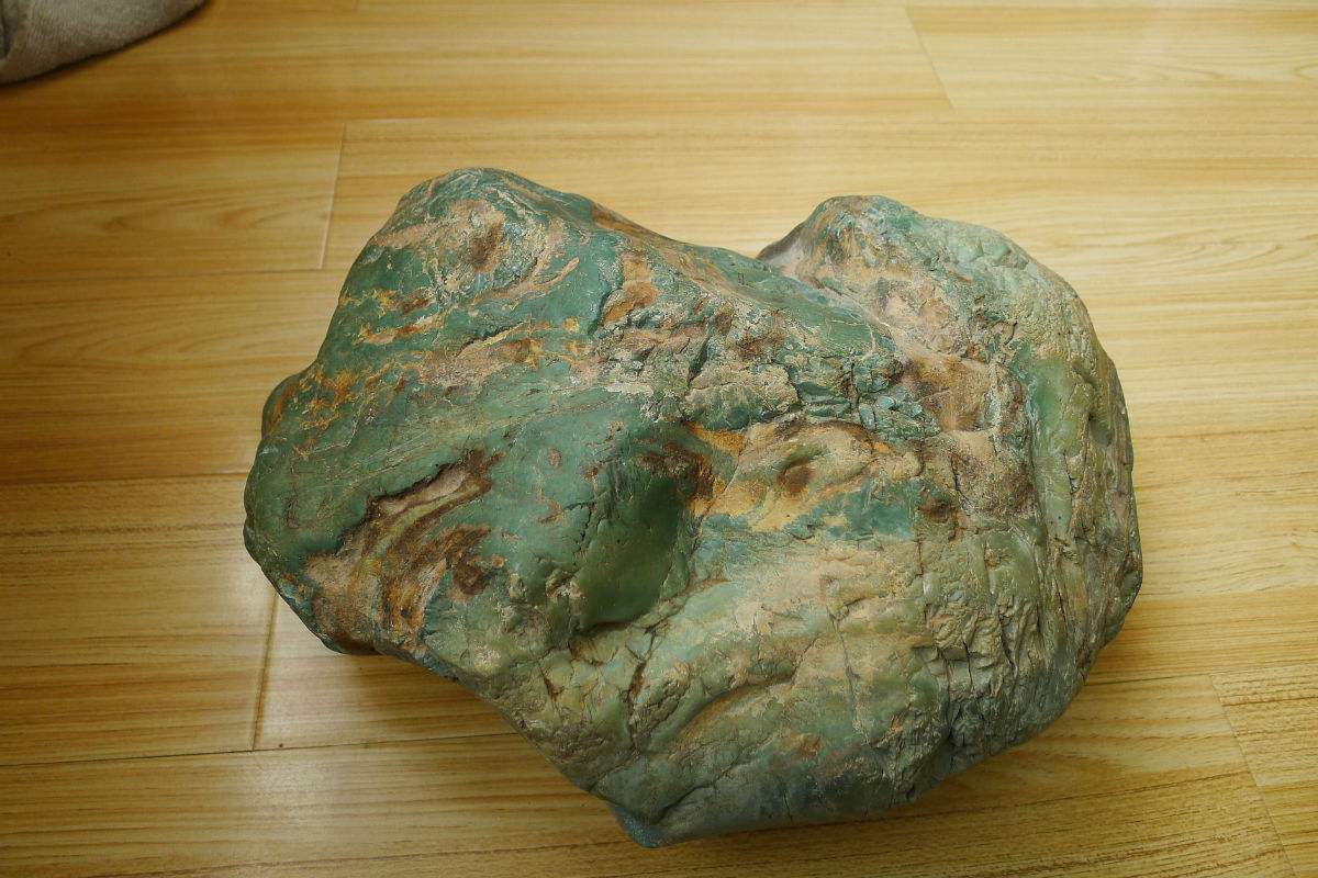 各地玉石的鉴别与特征,玉石的种类及特征及鉴别方法