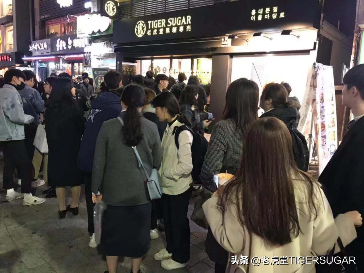 饮品创业加盟，不仅是选品牌，更是选公司