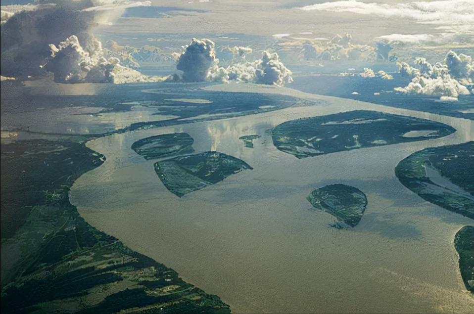 亚马逊河最凶猛的是什么,亚马逊森林人类禁区