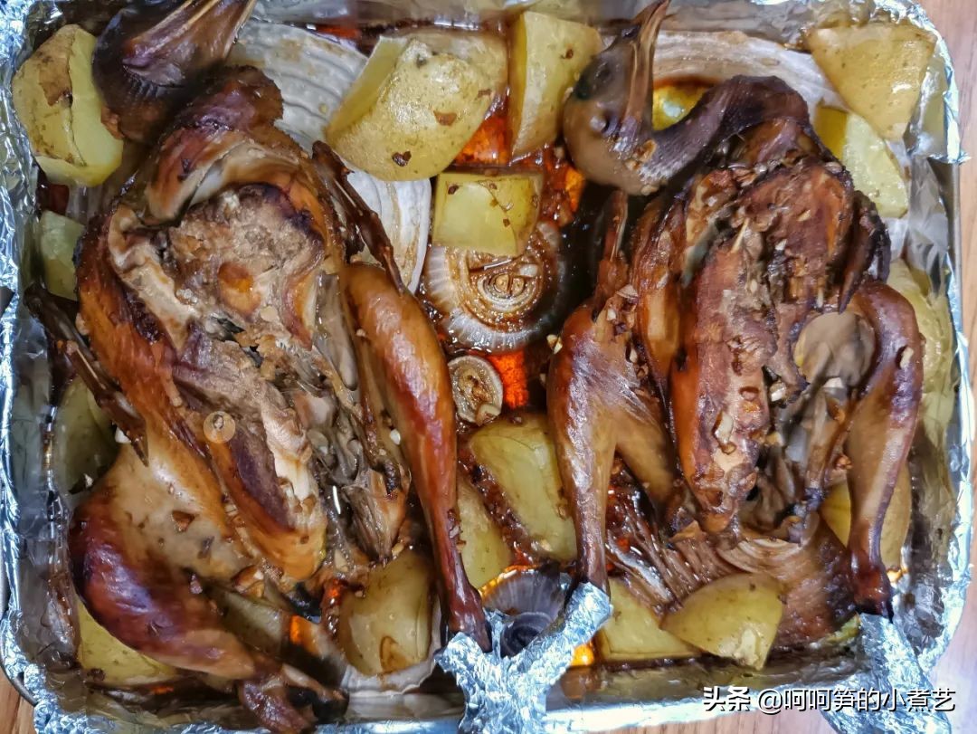 “一鸪顶九鸡”,烤箱蜂蜜鹧鸪,金黄焦脆,鲜嫩多汁,吃了还想吃