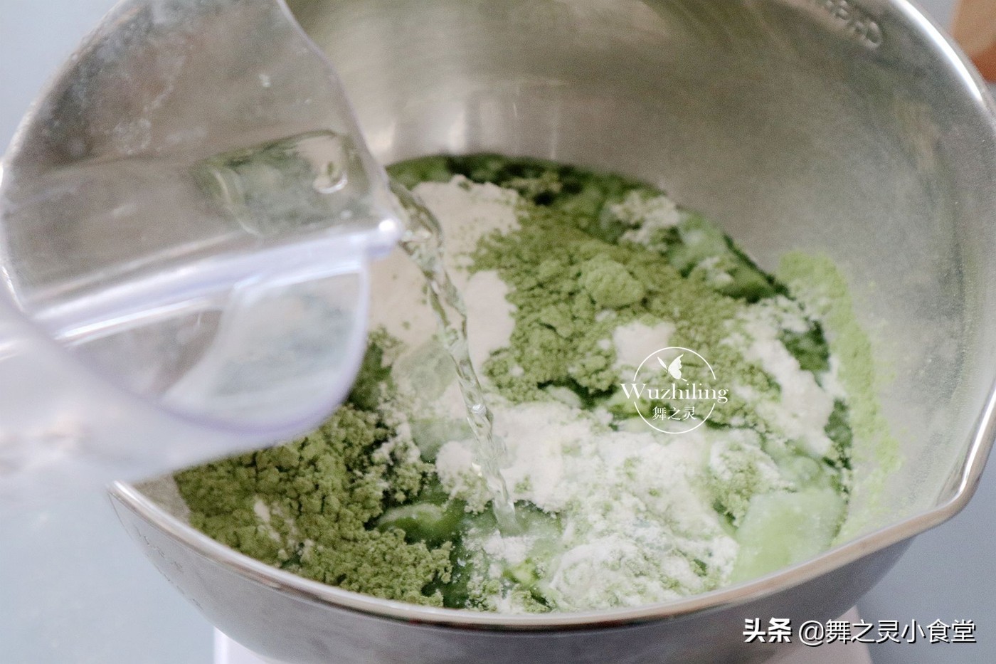 教你在家做青团软糯细腻又好吃,奶奶的青团完整版的