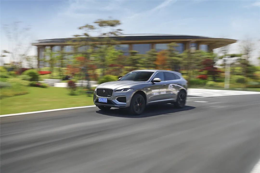 捷豹f-pacep250r-dynamic落地价,2020捷豹f-pace与glc260l4matic