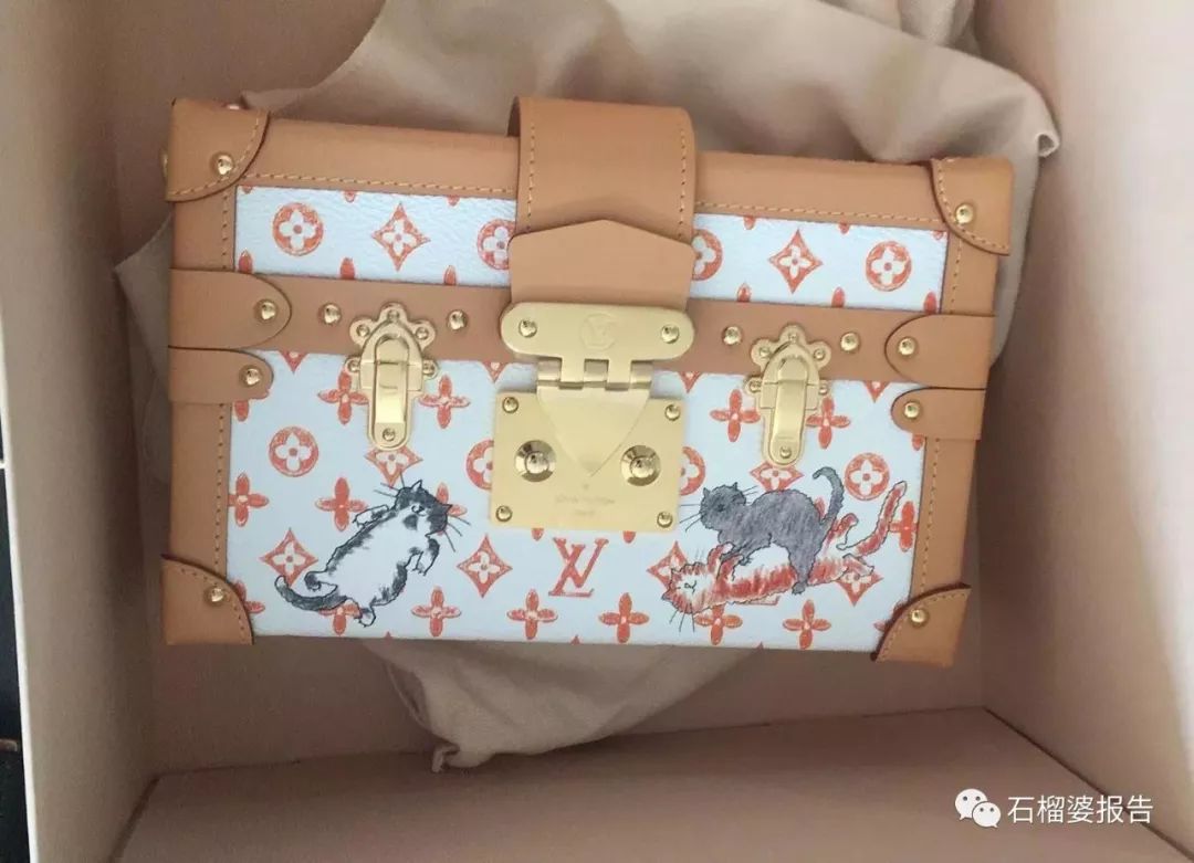 包包爆款大牌,今年流行的大牌包包图片