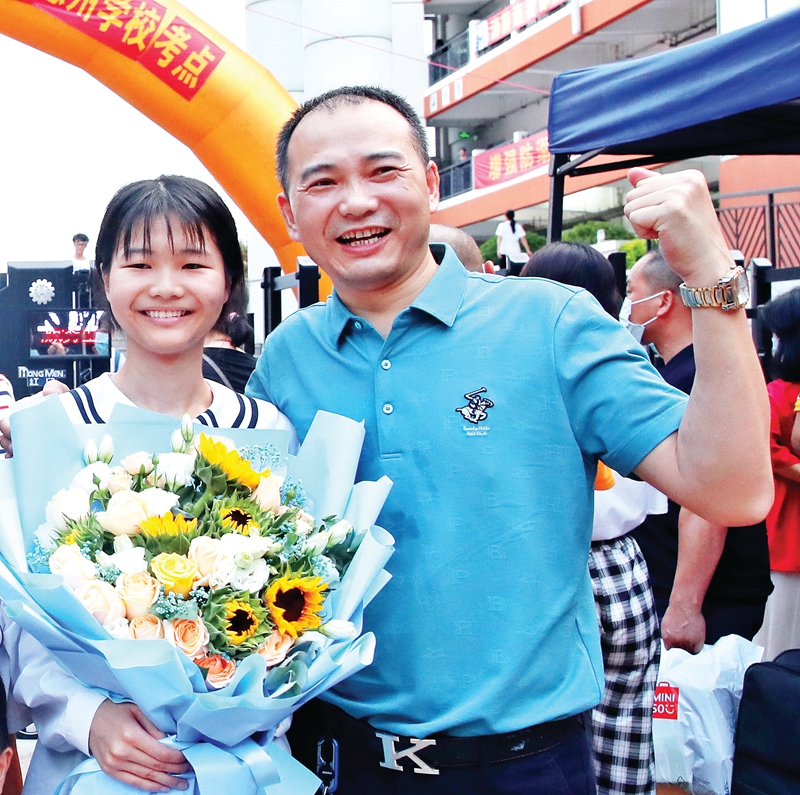 高考平安顺利的视频,高考安全健康平稳有序