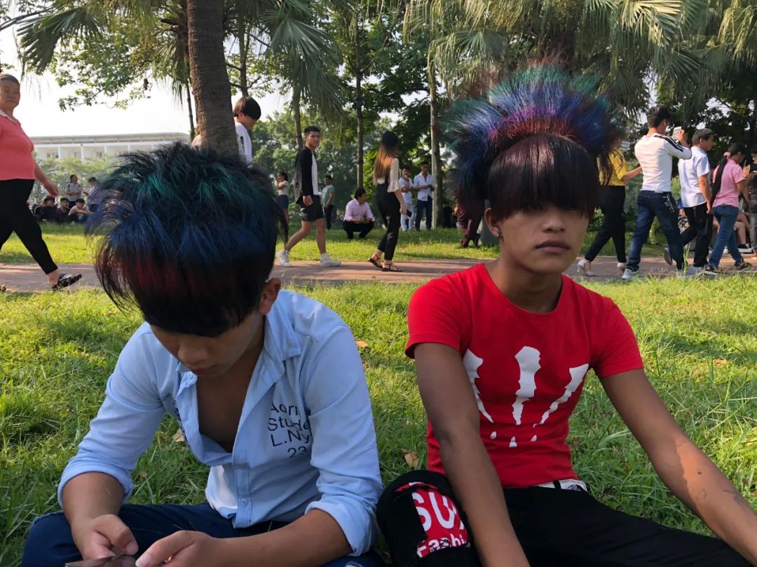 美院杀马特,美院老师躲过变态杀人案