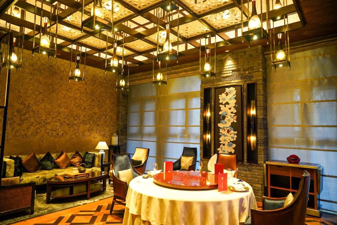 不到两千就能住天津丽思卡尔顿？还能随便吃？这样的羊毛不多了