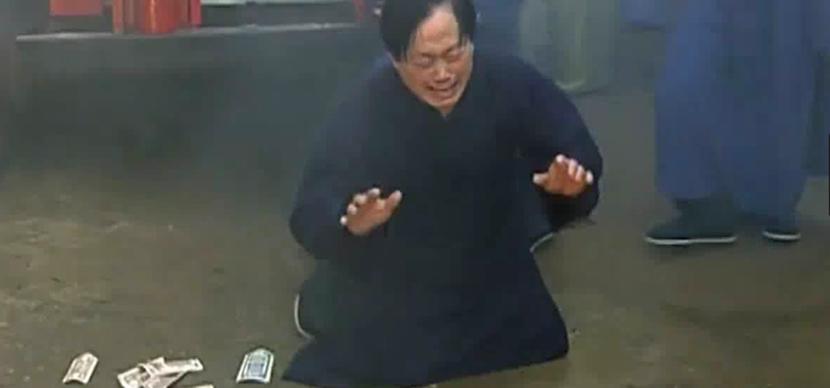 新闻联播片头多少年了,开播40多年新闻联播换片头背景