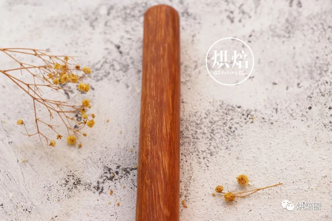 新手入门烘焙必备工具哪里有卖,新手小白做烘焙如何选打蛋器