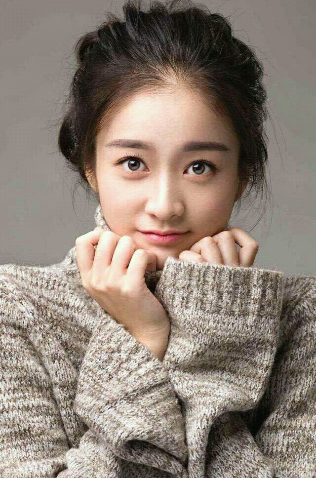 童星张雪迎的12岁照片,演技好却不火的女明星张雪迎