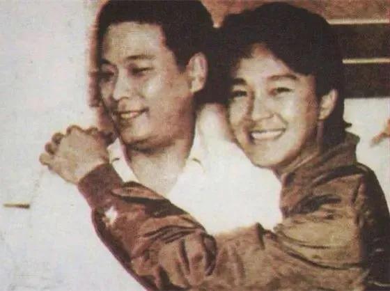 吴孟达与周星驰，黄金拍档之间的那些青涩往事