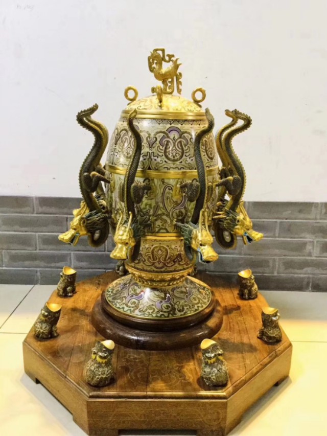 皇家御用餐具珐琅彩,皇家御用器物