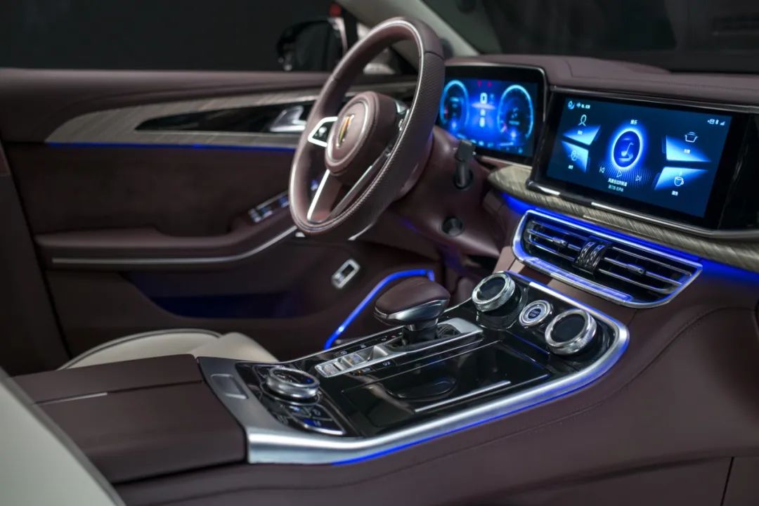 红旗算是真正的国产车吗,红旗是豪华还是非豪华