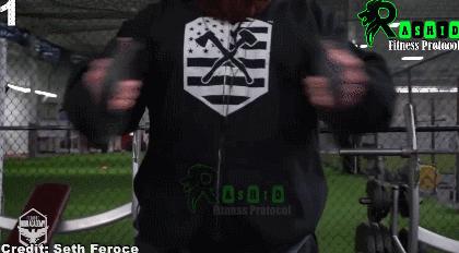 头大肩膀窄怎么办,肩膀窄显头大怎么变宽