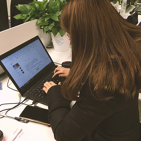 出纳每天都在忙什么,出纳的日常工作多吗