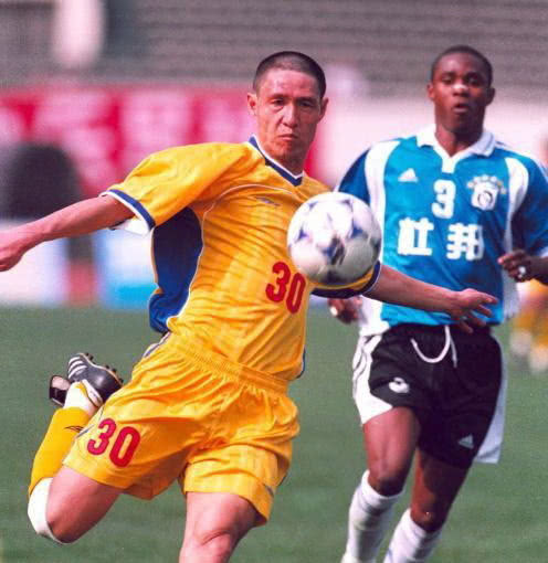 足球黎兵视频,中国足球传奇黎兵