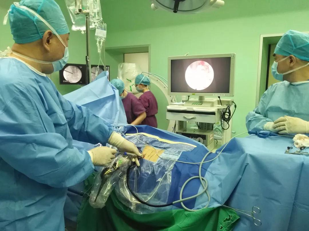 椎孔镜技术治疗颈椎间盘突出,椎间孔镜前沿技术