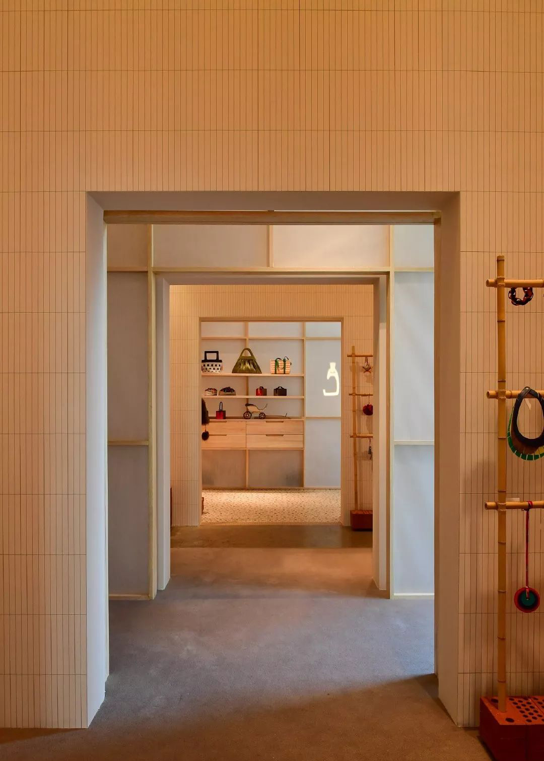 爱马仕品牌设计理念,爱马仕的品牌定位策略