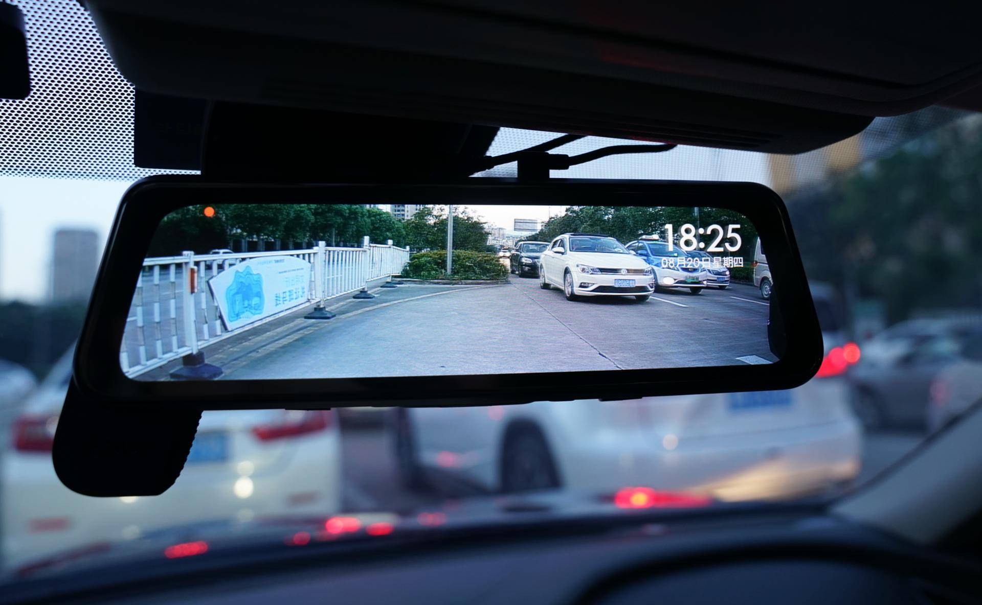 双录流媒体记录仪,流媒体行车记录仪对电瓶有伤害吗