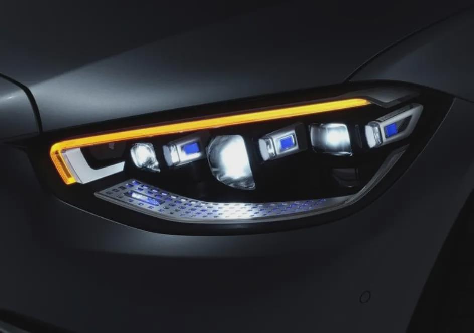 曾经的奔驰s级配置,曾经的豪华车型现在无人问津了