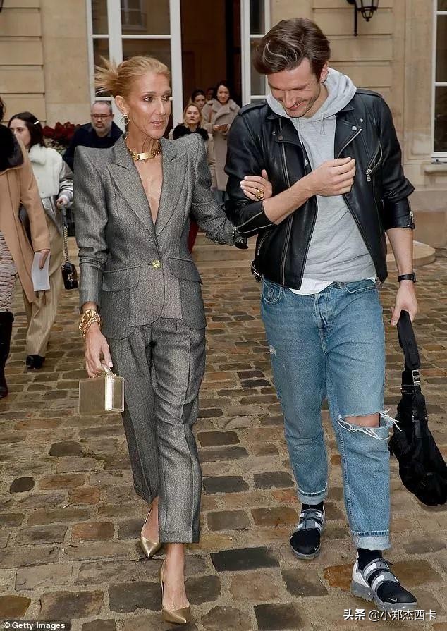 换个Logo贵10倍?!贝嫂这个联名款骗谁捏~|小郑周报