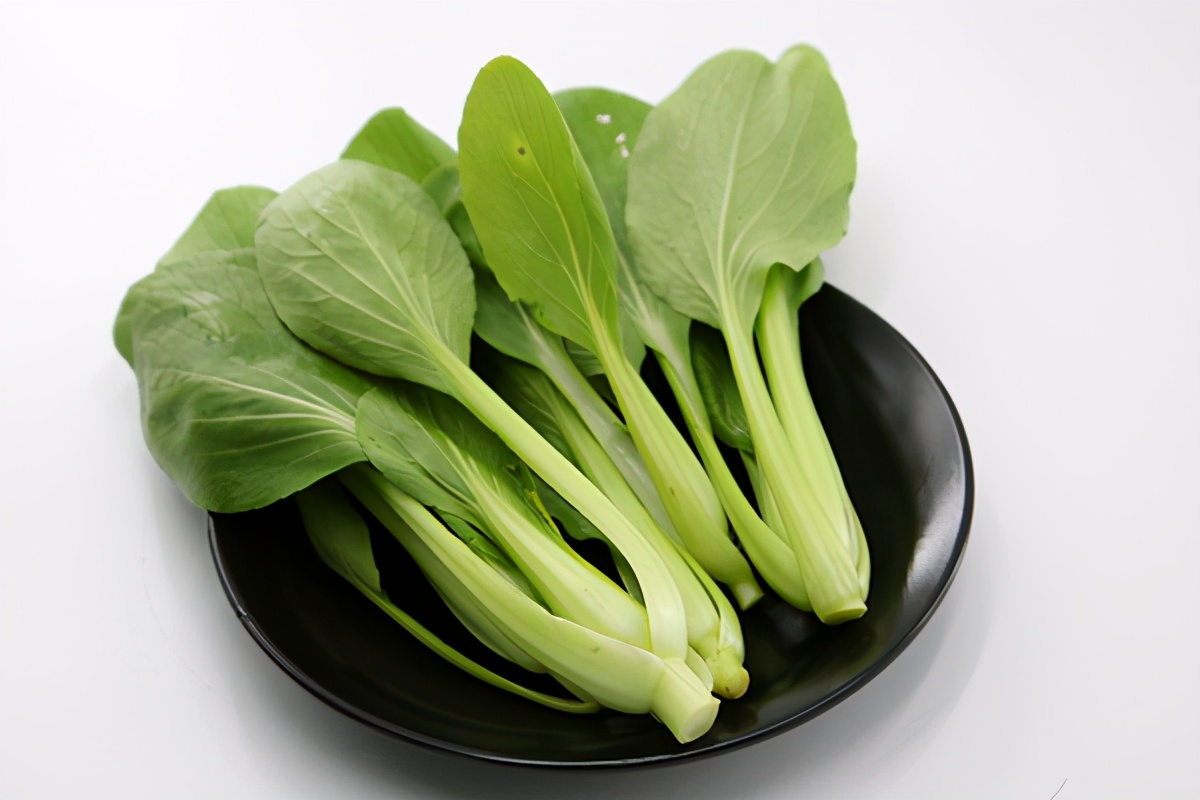 腿部干燥起蛇皮身体乳好用吗,腿上皮肤干燥像蛇皮用什么护肤品