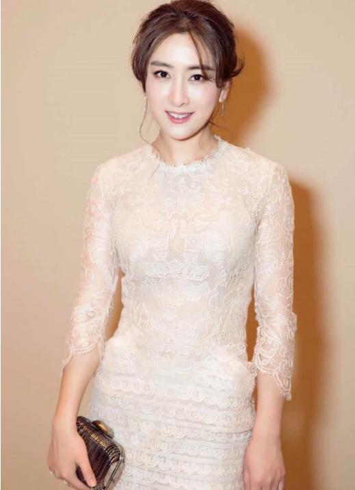 马苏穿什么睡衣,冬天马苏穿什么衣服好看