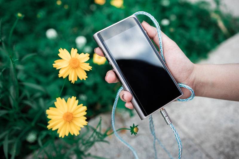 山灵m6pro和索尼zx505哪个音质好,山灵m6pro和飞傲m11pro哪个音质好