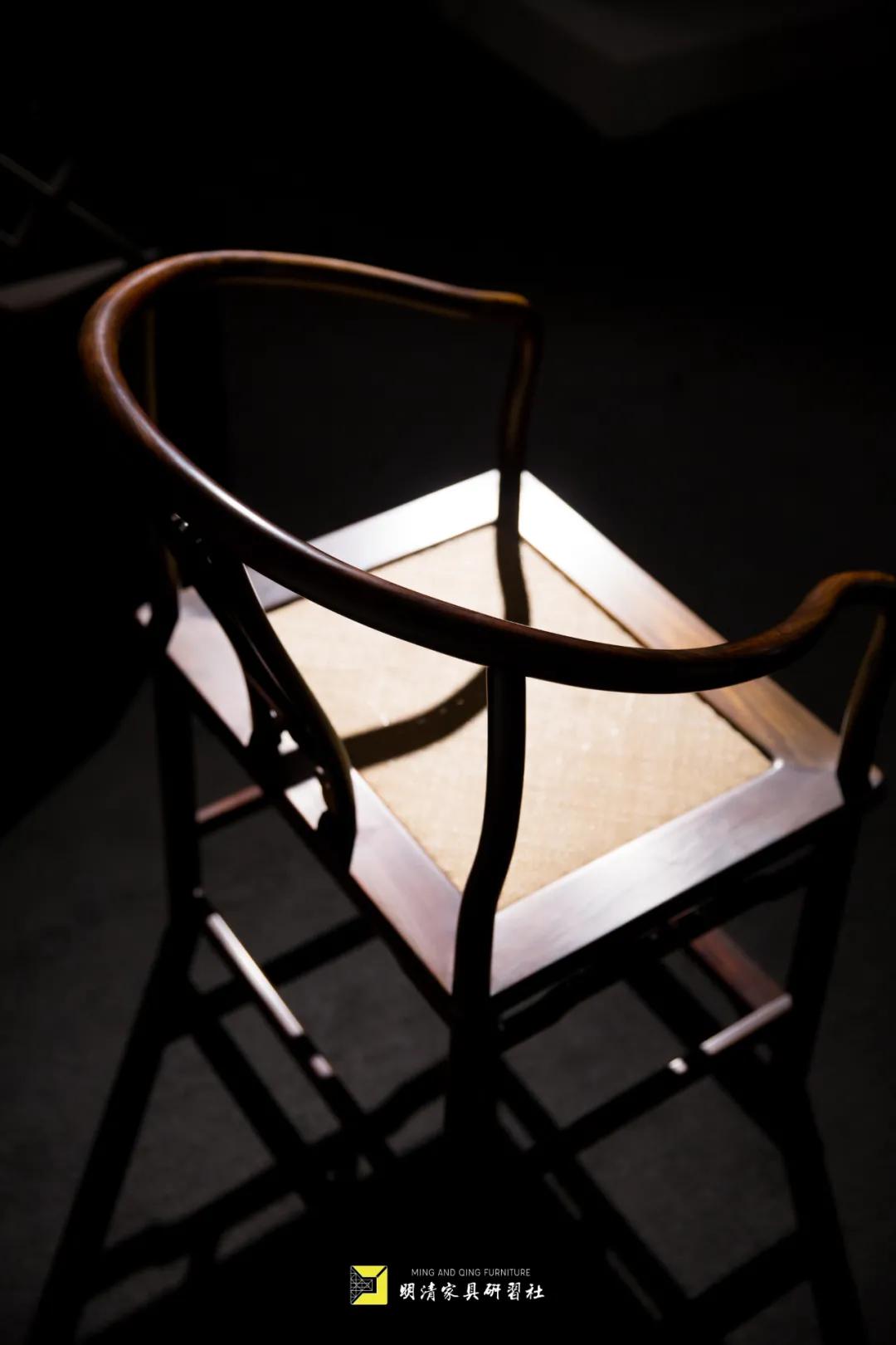 余尝净一室，置一圈椅|影木坊