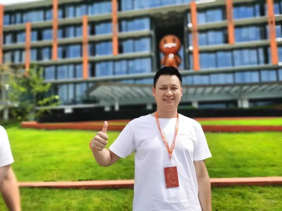 亏1000件后，十几块包邮的长裤，每天卖出一万多件