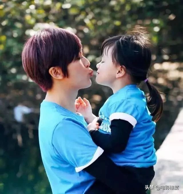 唐宁现在离婚了吗,唐宁近照曝光