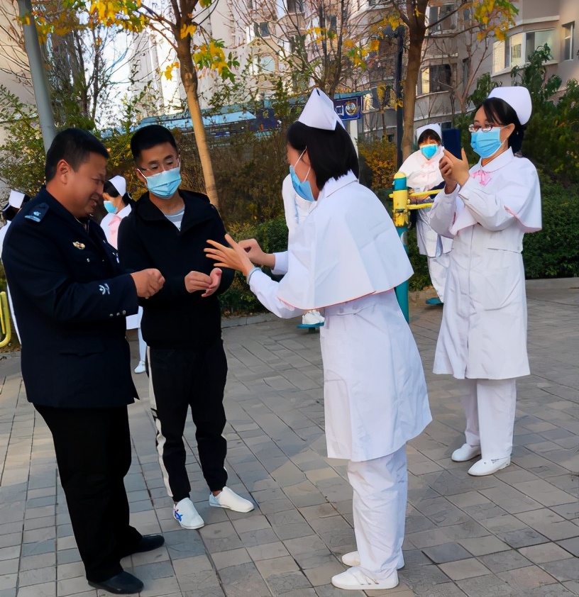 每周一荐：医院优秀报道第三十二期，健康无小事，保健重卒中