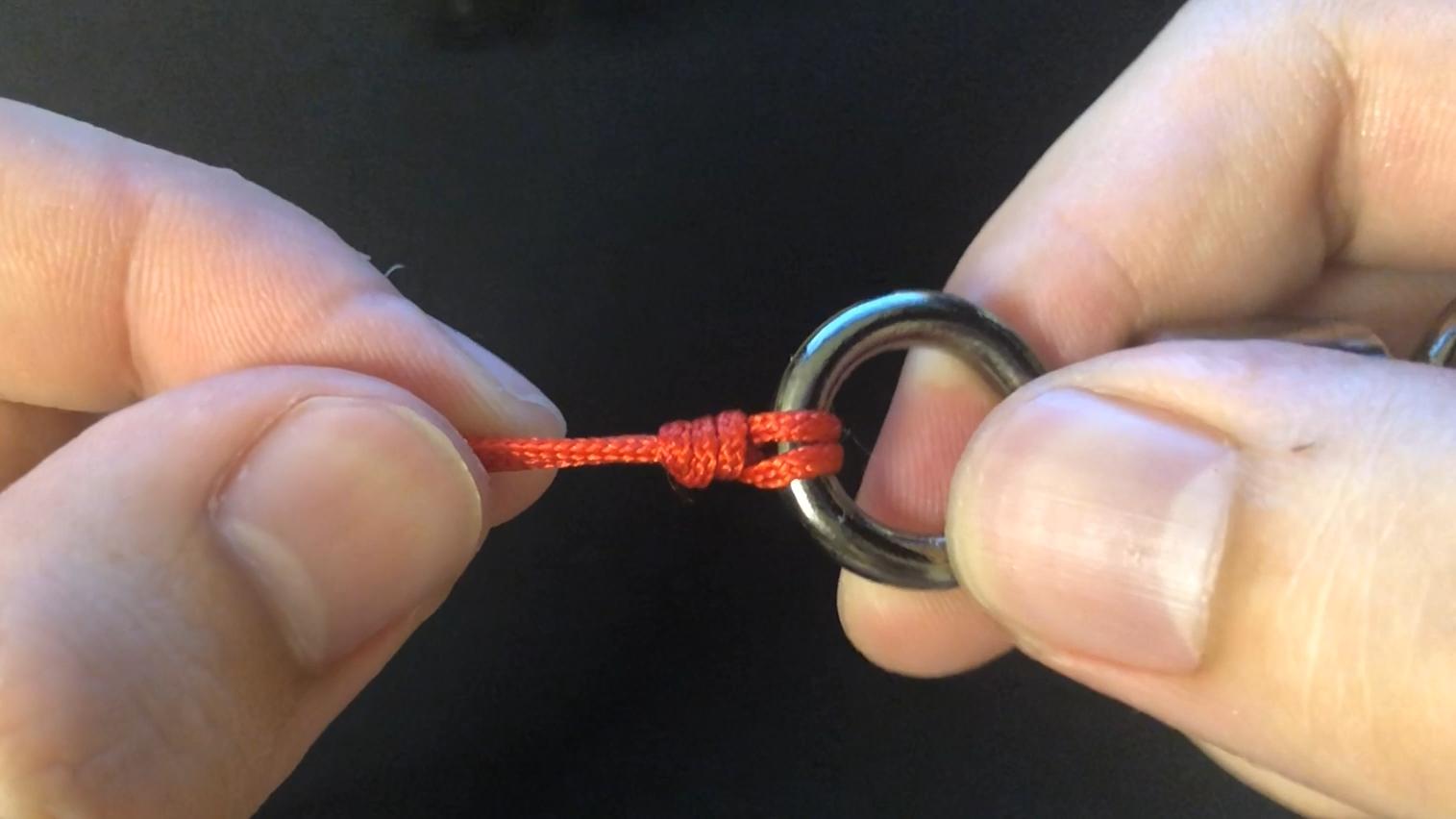 钓鱼时子线弯曲和子线直有何影响,钓鱼子线一上大鱼就断是什么原因