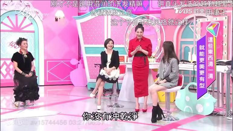 头发易出油头皮多怎么回事,头皮上有螨虫头发掉怎么办