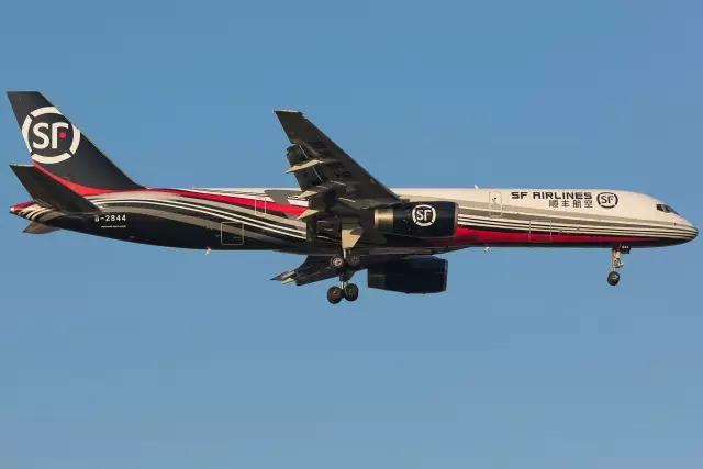 波音757为什么叫空中美男子,波音757最新模型