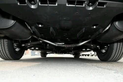 一汽丰田皇冠2015款2.0t先锋版,丰田皇冠买先锋版还是时尚版