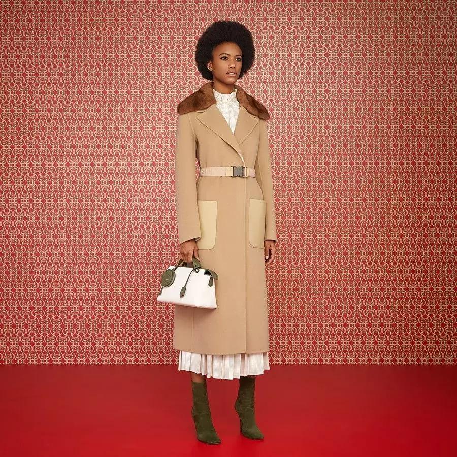 今年的帆布包奢侈品,今年流行什么帆布包女士