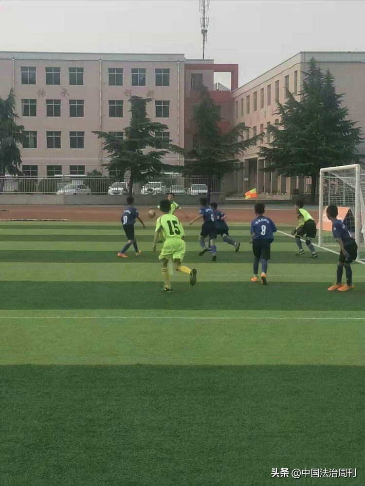 临汾市首届校园足球联赛，曲沃县实验小学足球队首日战报