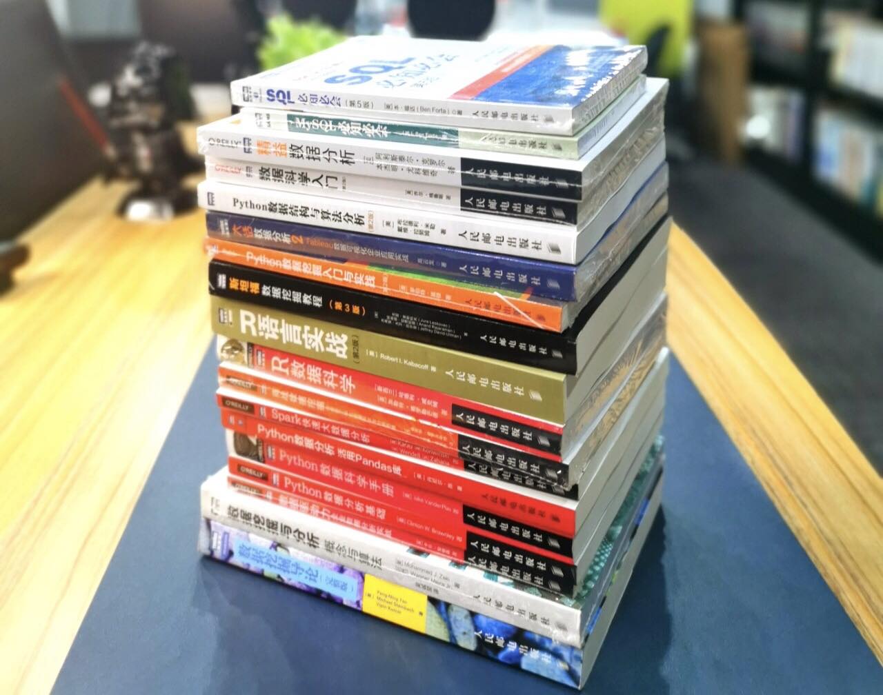 计算机专业入门开始学习的书籍,自学计算机看哪些书好