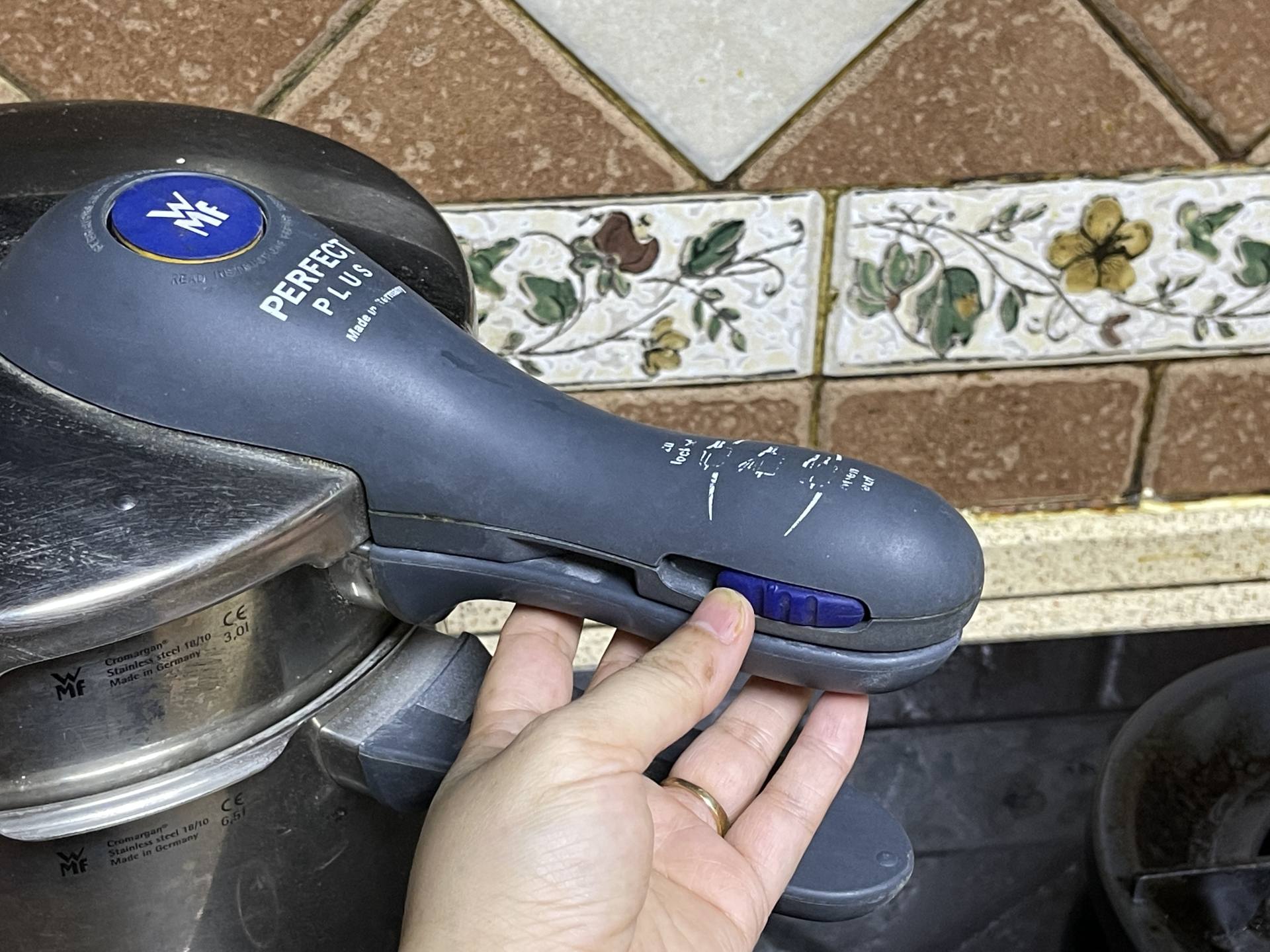 不知道怎么选电压力锅的看过来,老电压力锅推荐