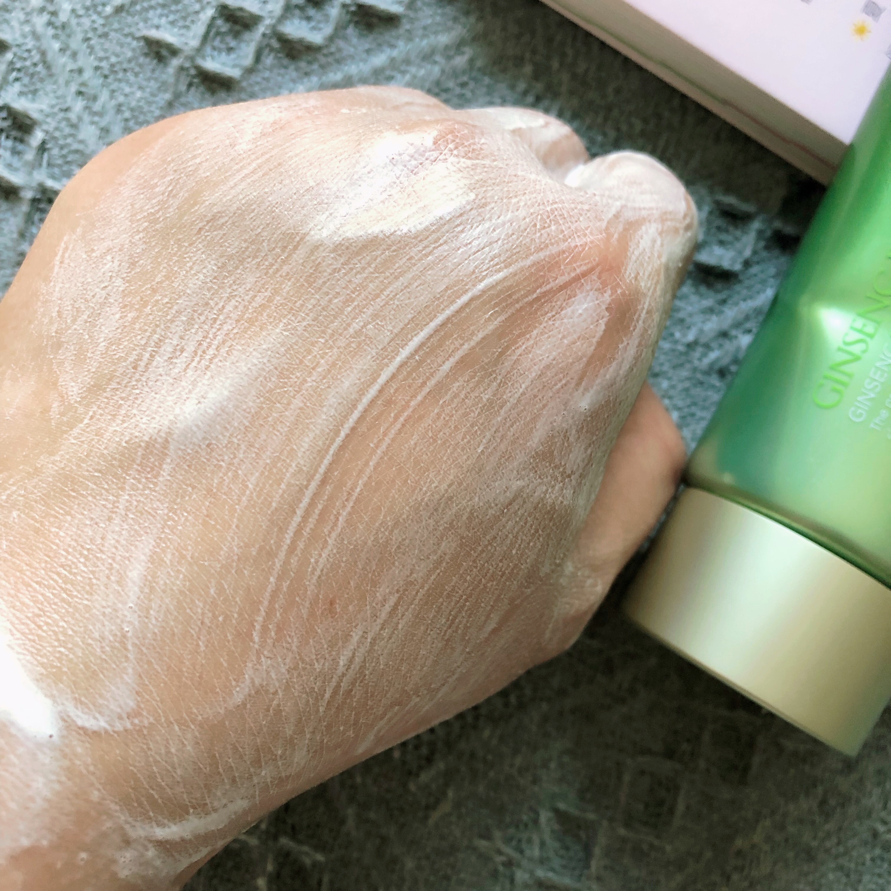 omg美白淡斑洗面奶,omg洁面慕斯洗面奶