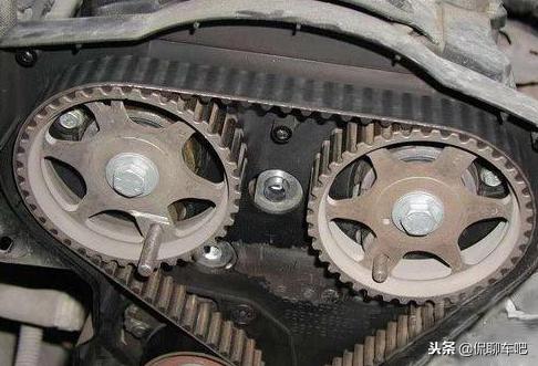 发动机正时皮带必须要按时更换吗,正时皮带断了发动机会报废吗