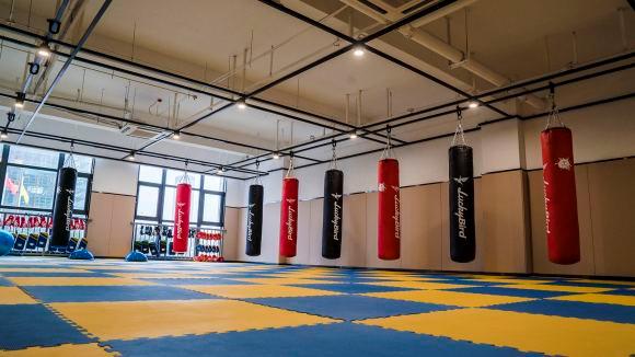 学习健身教练应该买什么书看,学习健身教练培训选哪家